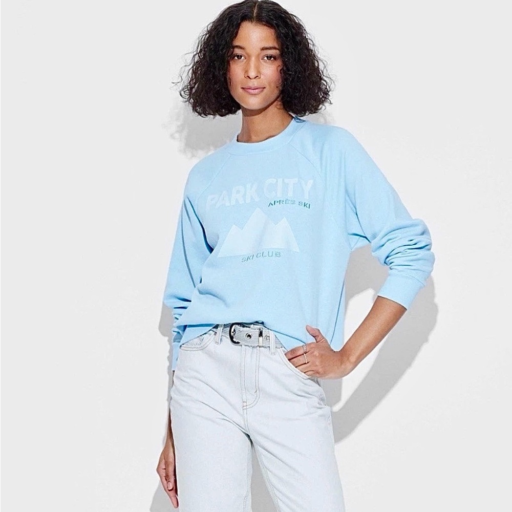 Special Thanks Baby Blue Sweatshirt Park City Utah Après Ski Club Size XS NWT